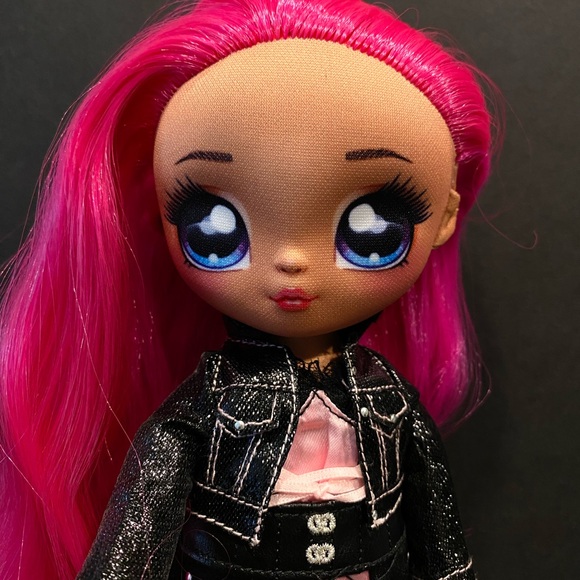 Na Na Na Suprise Ultimate Suprise Doll